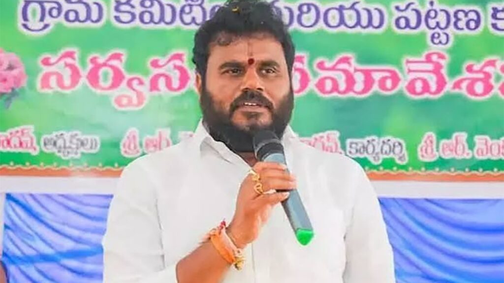పుంగనూరులో దాడులు మిథున్‌ రెడ్డి కుట్రే- రామచంద్రయాదవ్
