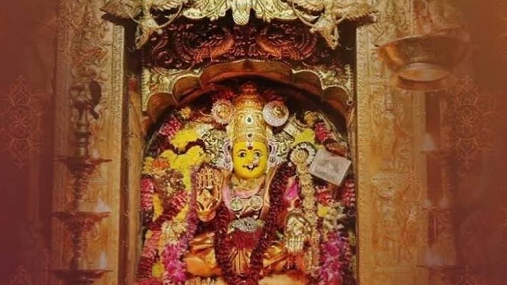 దుర్గగుడిలో వీఐపీ దర్శనాలు రద్దు.. దుర్గగుడిలో వీఐపీ దర్శనాలు రద్దు..