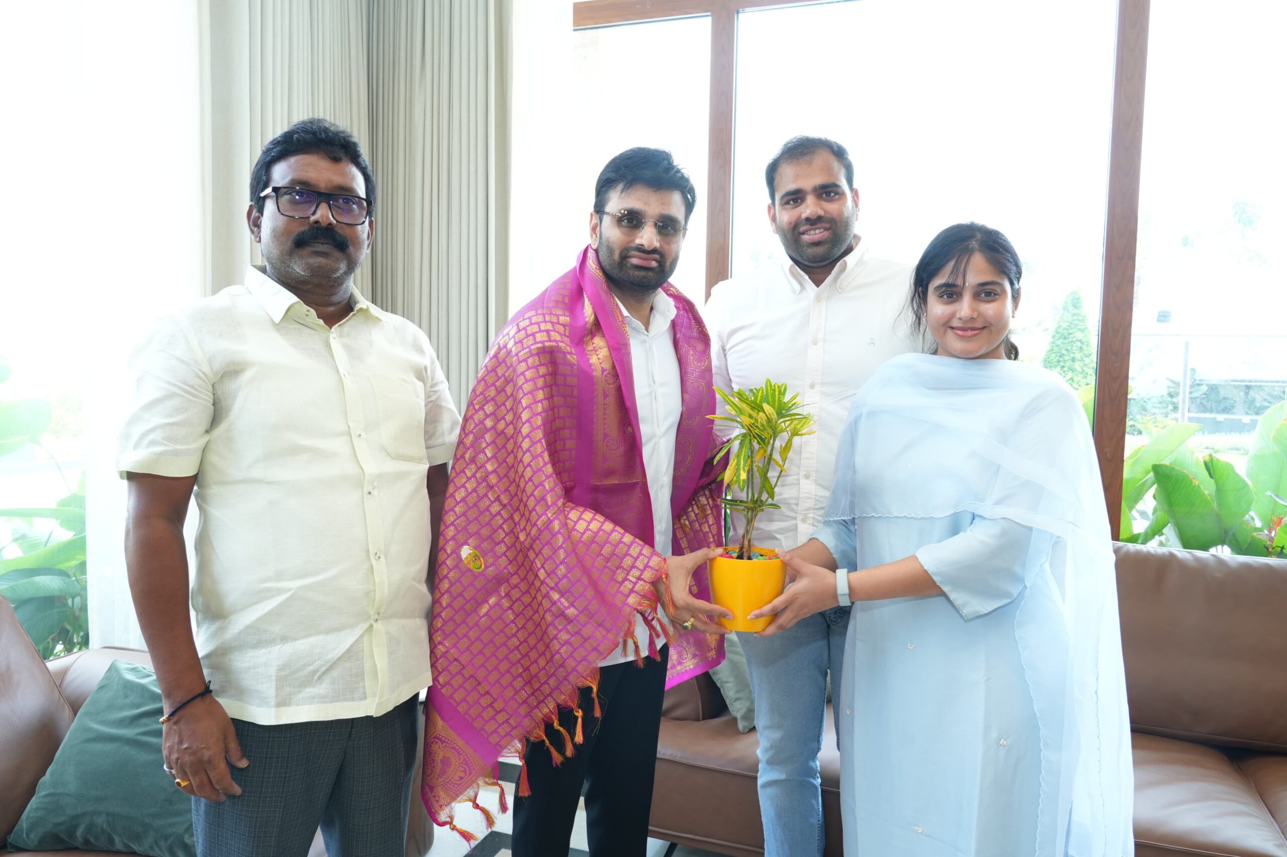 జిల్లా పరిషత్‌ చైర్మన్‌ పదవి రేస్ లో చింతమనేని నవ్యశ్రీ