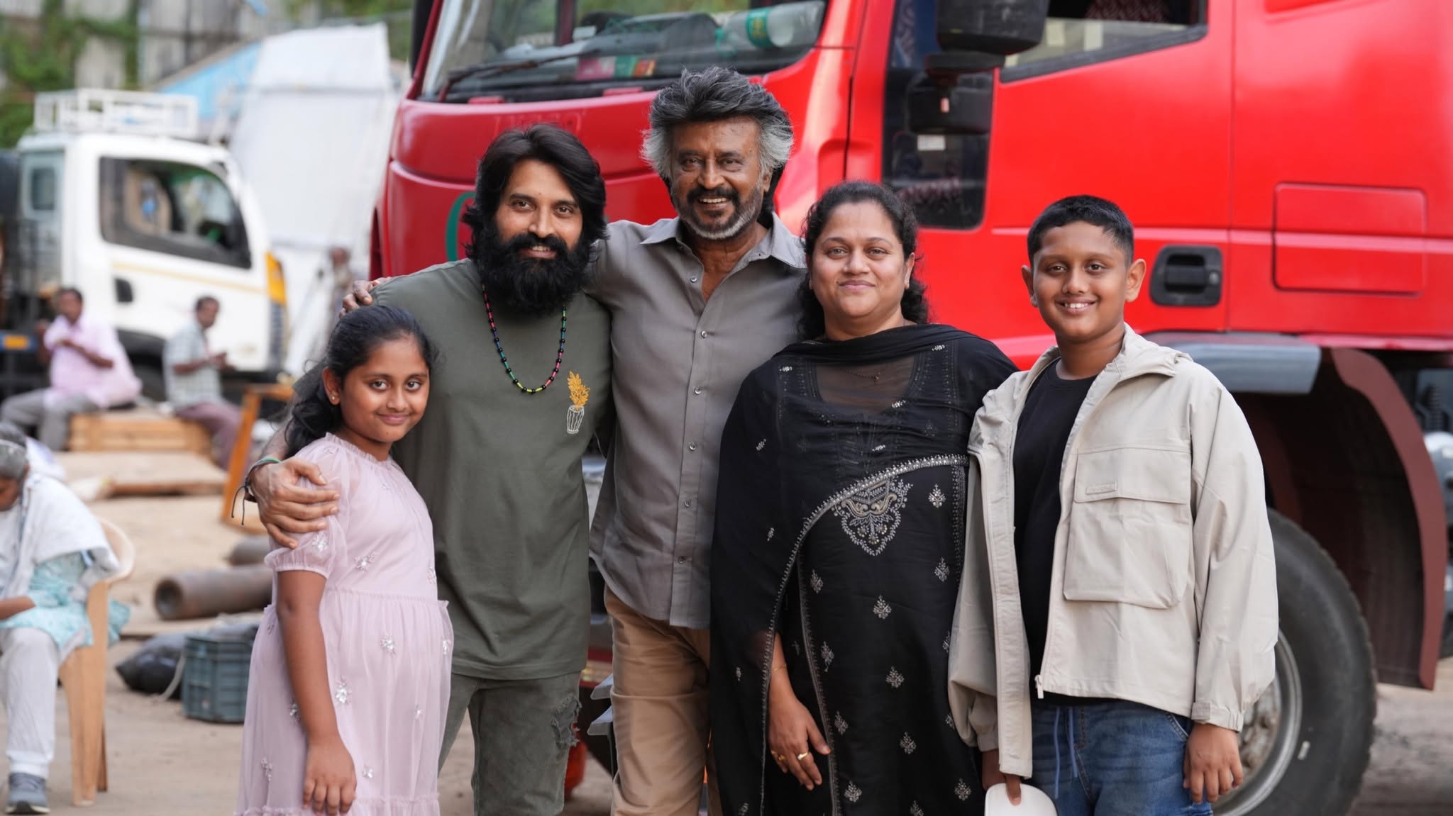 జైలర్ 2 – రజనీతో జానీ మాస్టర్ ఫ్యామిలీ - ఫోటో 1 Johnny Master and Rajinikanth